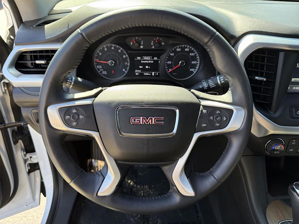 Thumbnail: 2017 GMC Acadia - 15