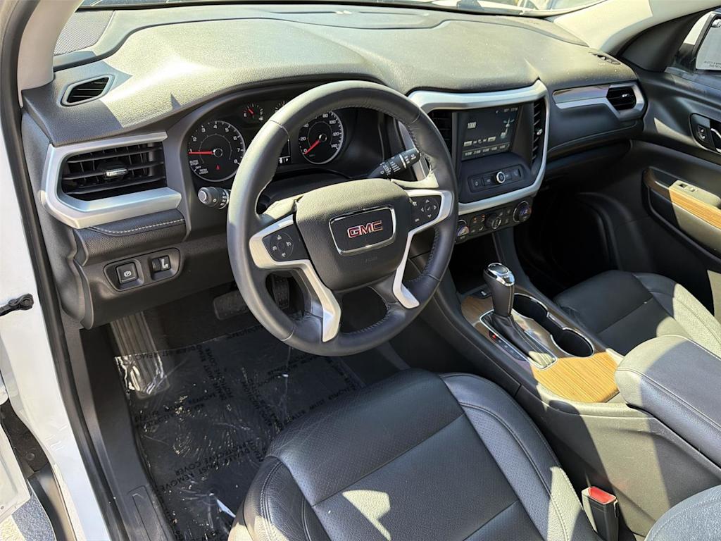 Thumbnail: 2017 GMC Acadia - 2