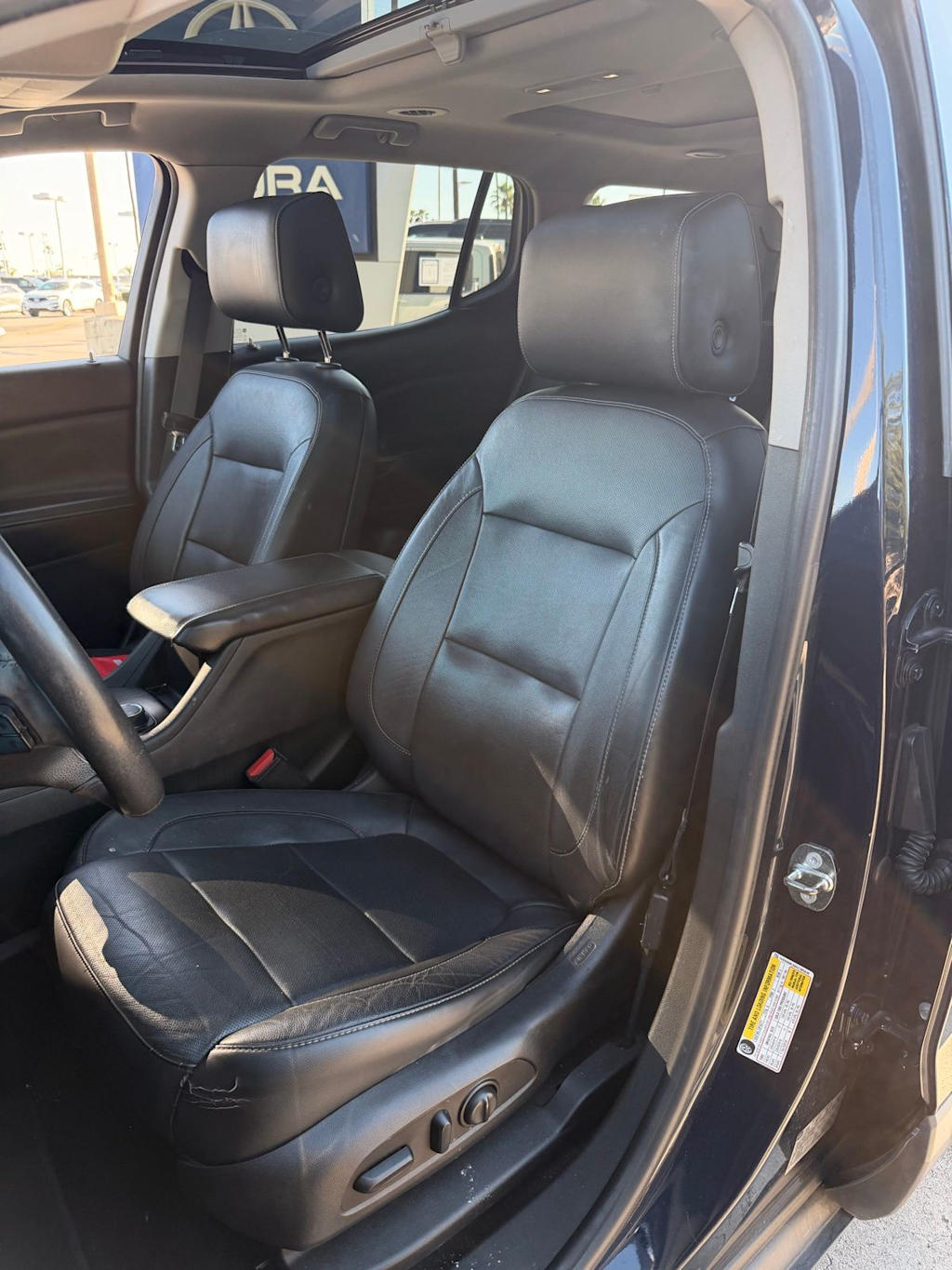 Thumbnail: 2017 GMC Acadia - 9