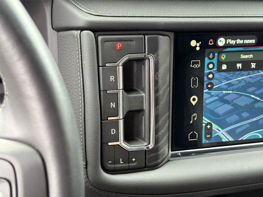 Thumbnail: 2023 GMC Yukon XL - 17