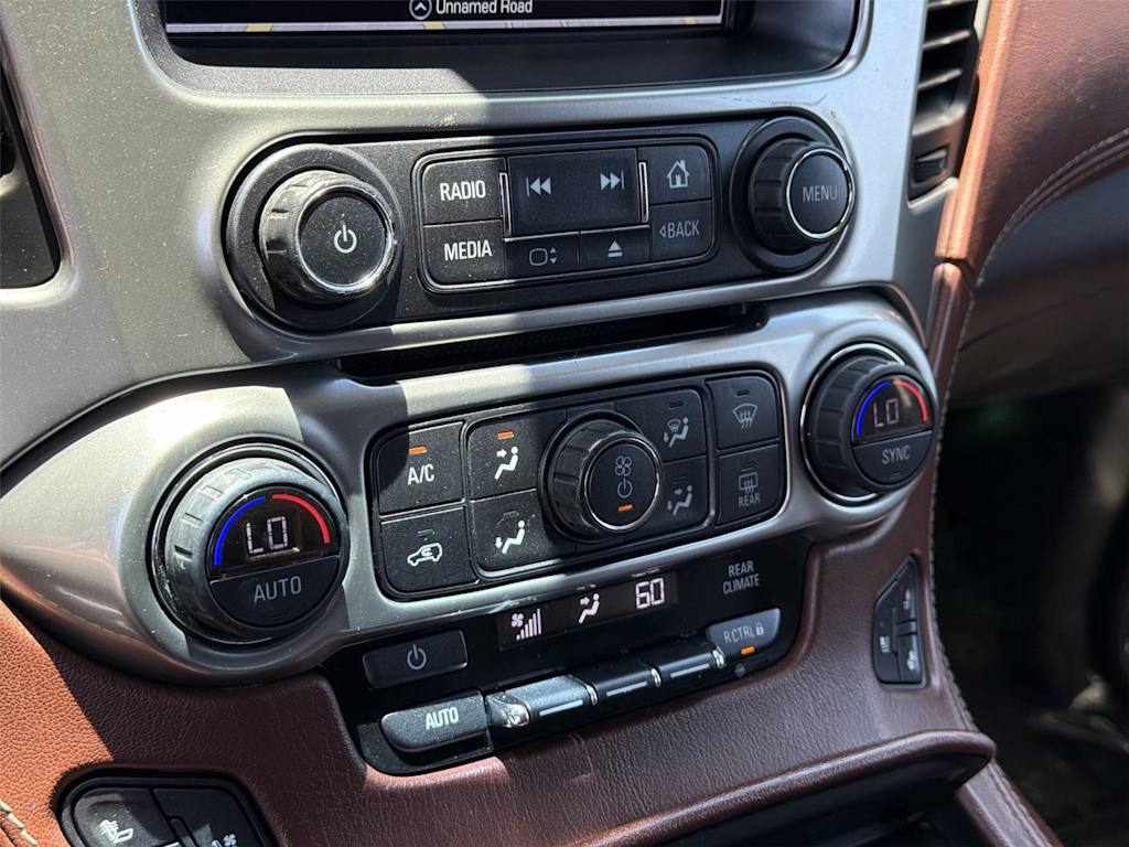 Thumbnail: 2018 Chevrolet Suburban - 30