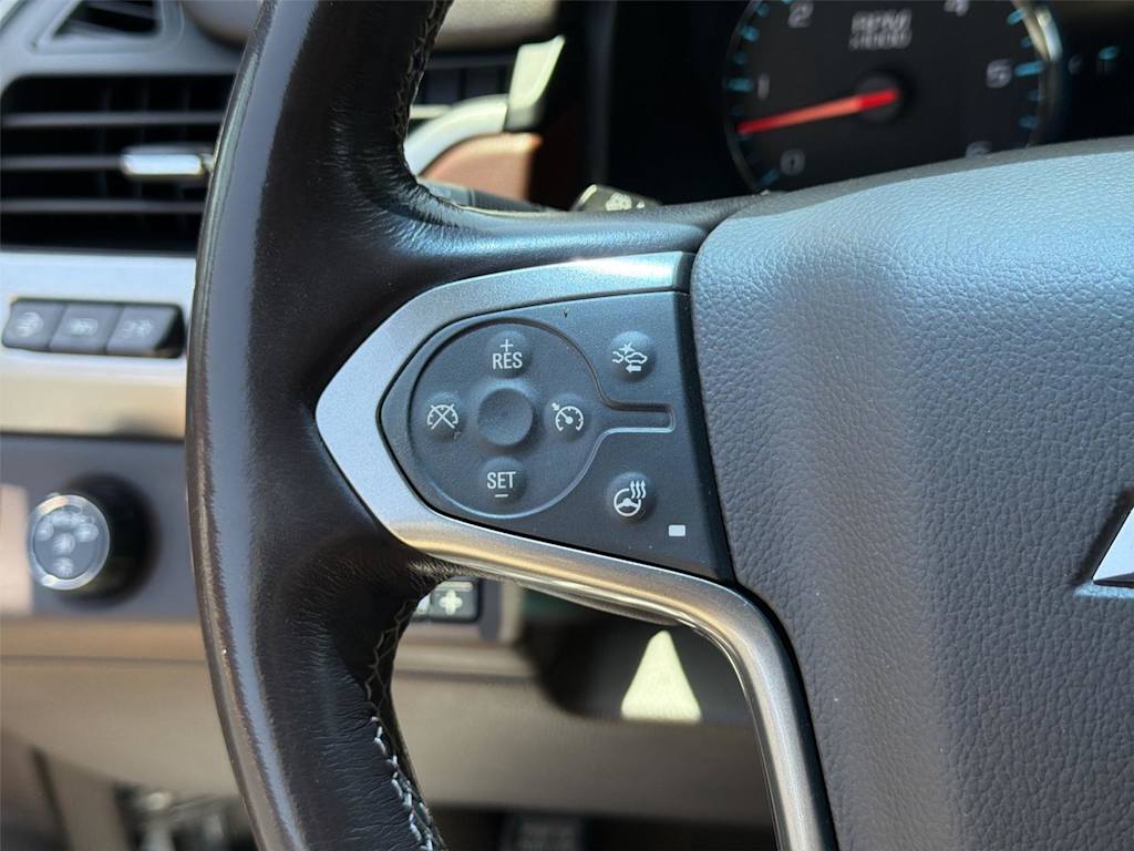 Thumbnail: 2018 Chevrolet Suburban - 27