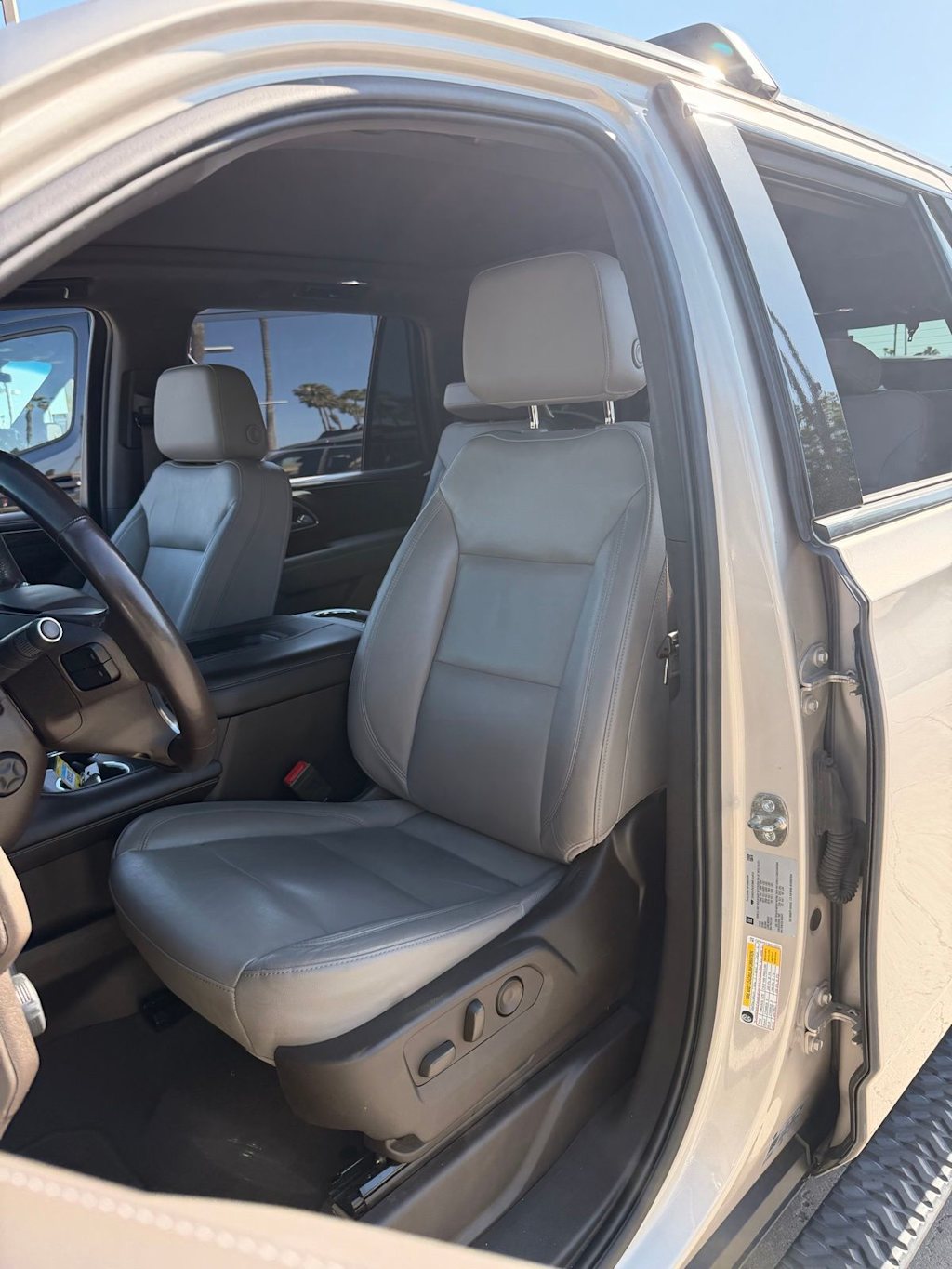 Thumbnail: 2021 Chevrolet Tahoe - 10