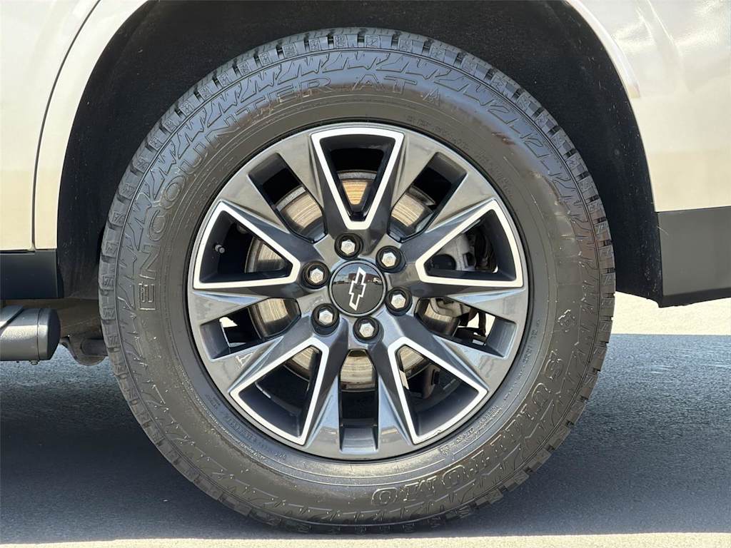 Thumbnail: 2021 Chevrolet Tahoe - 8