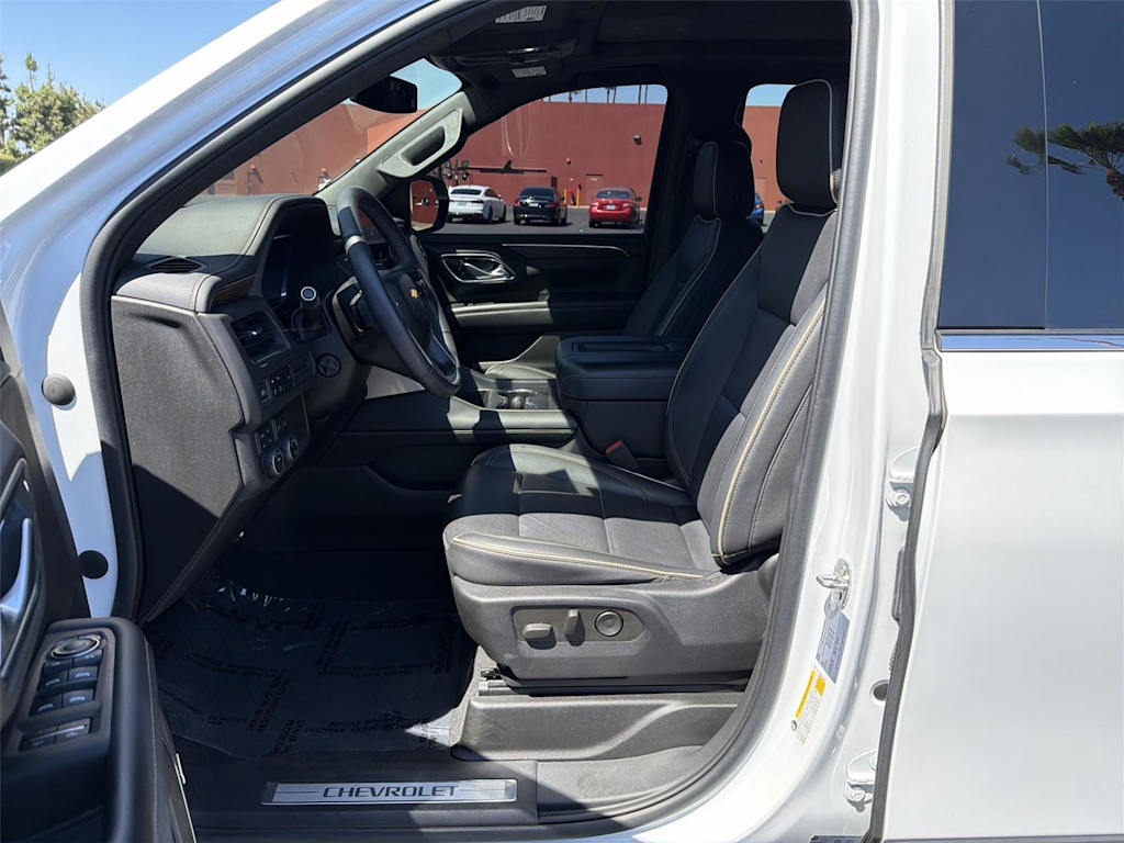 Thumbnail: 2022 Chevrolet Tahoe - 11