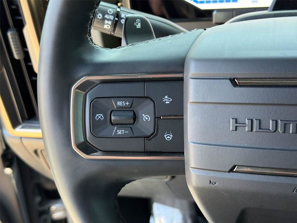 Thumbnail: 2025 GMC Hummer EV - 28