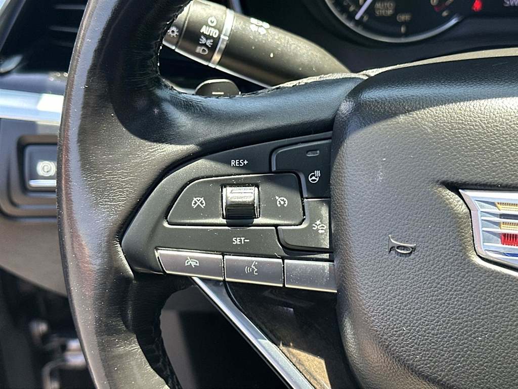 Thumbnail: 2021 Cadillac XT6 - 24