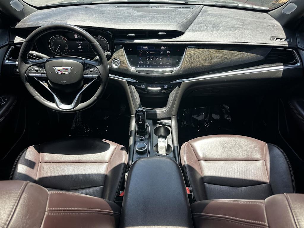 Thumbnail: 2021 Cadillac XT6 - 9