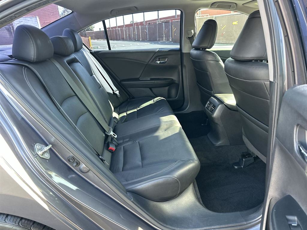 Thumbnail: 2015 Honda Accord - 13