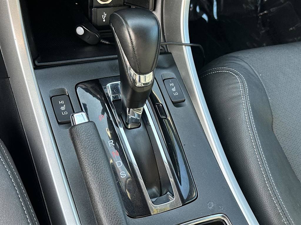 Thumbnail: 2015 Honda Accord - 17