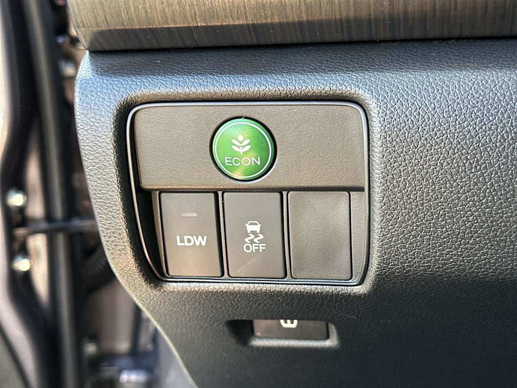 Thumbnail: 2015 Honda Accord - 29