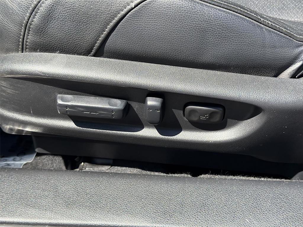 Thumbnail: 2013 Honda Accord - 22