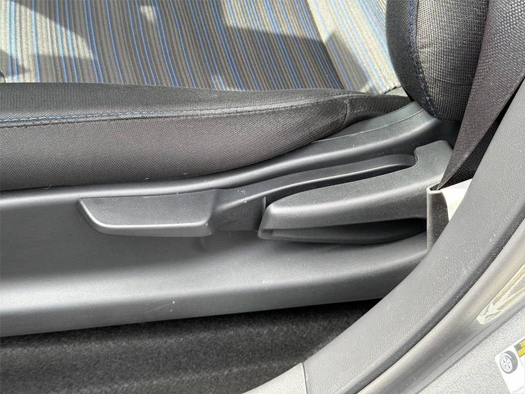 Thumbnail: 2025 Nissan Leaf - 22