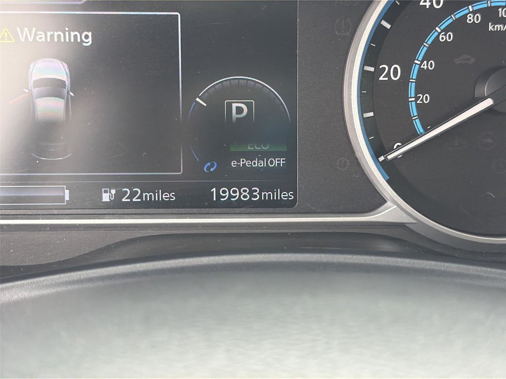 Thumbnail: 2025 Nissan Leaf - 18