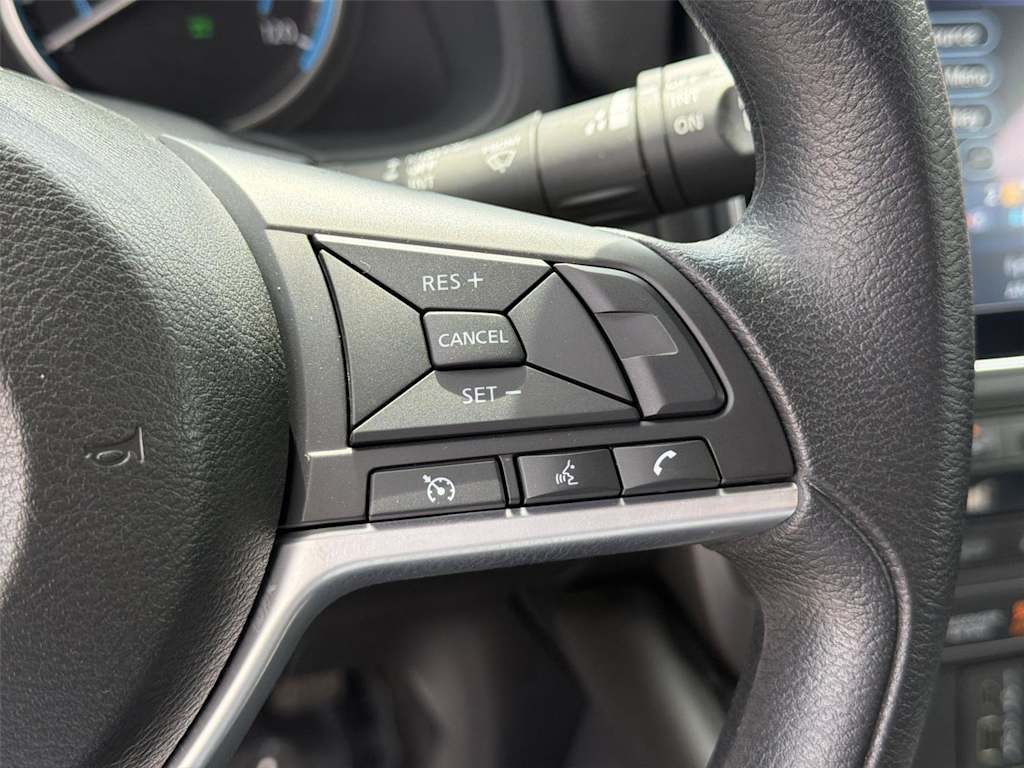 Thumbnail: 2025 Nissan Leaf - 27