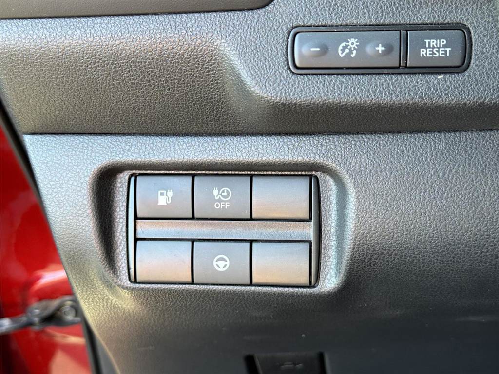 Thumbnail: 2018 Nissan Leaf - 31