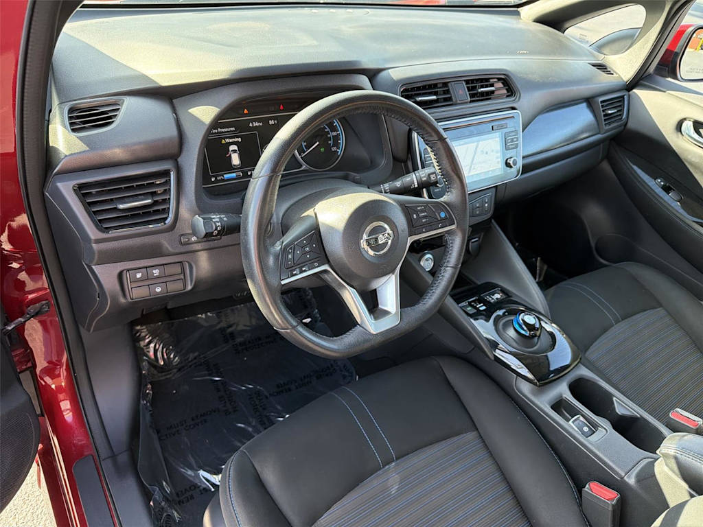 Thumbnail: 2018 Nissan Leaf - 2
