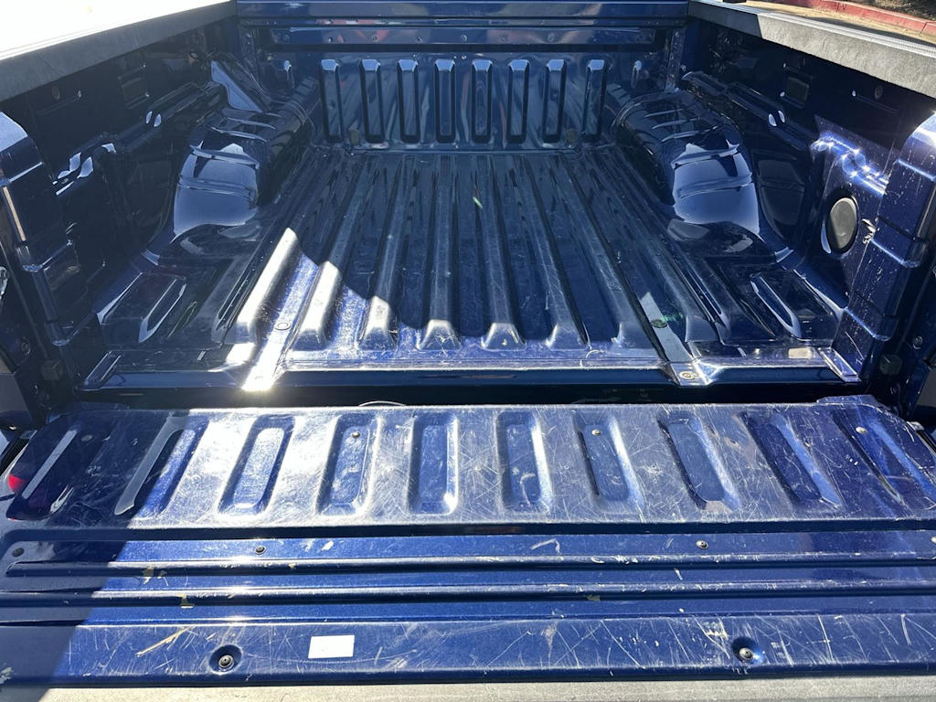 Thumbnail: 2022 Nissan Frontier - 19