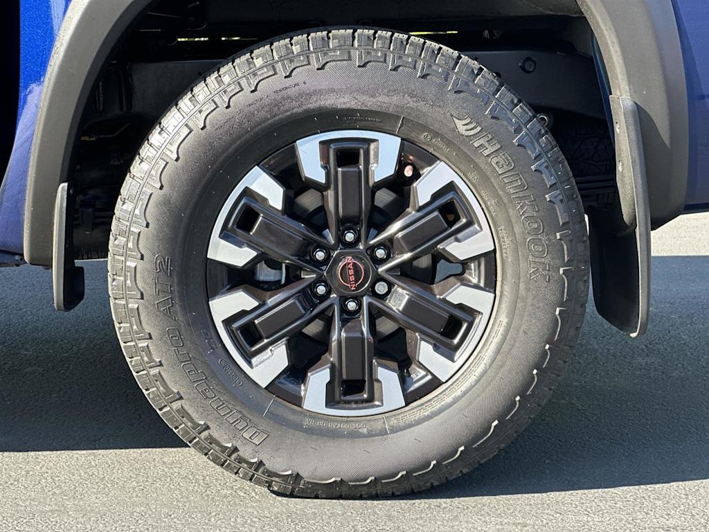 Thumbnail: 2022 Nissan Frontier - 8