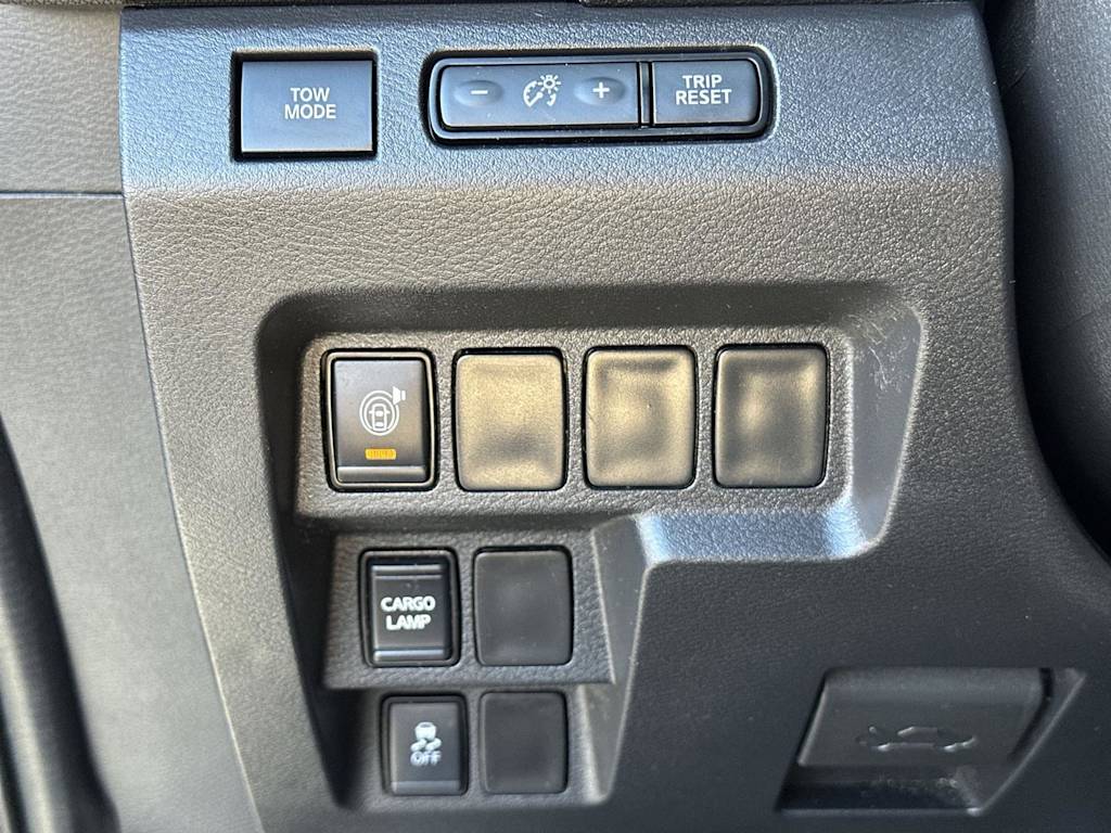 Thumbnail: 2022 Nissan Frontier - 30