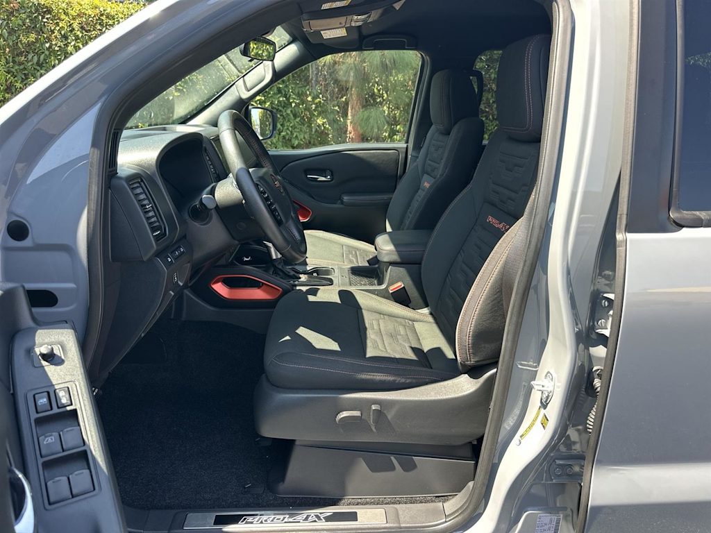 Thumbnail: 2023 Nissan Frontier - 11