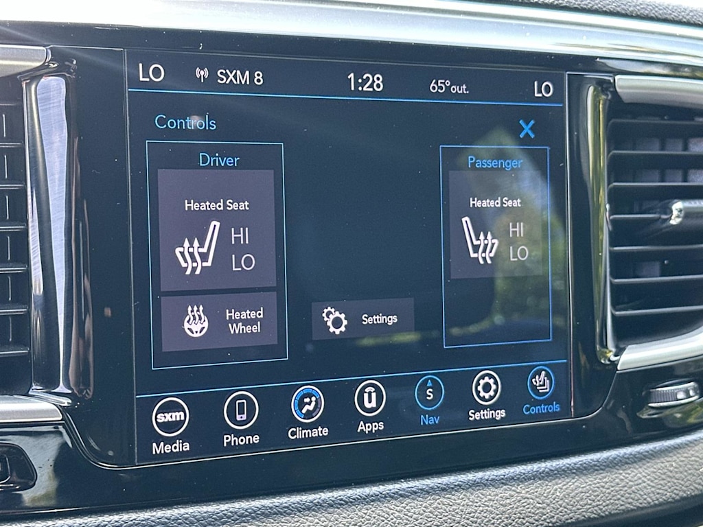 2020 Chrysler Pacifica Touring L 29