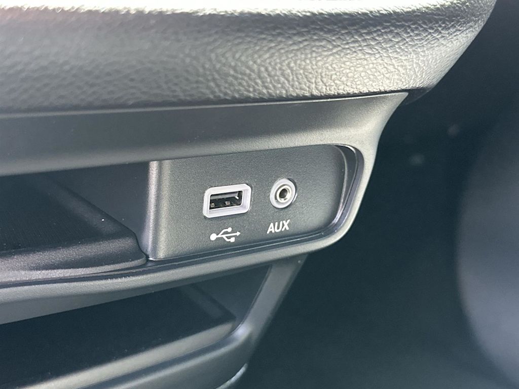2020 Chrysler Pacifica Touring L 26