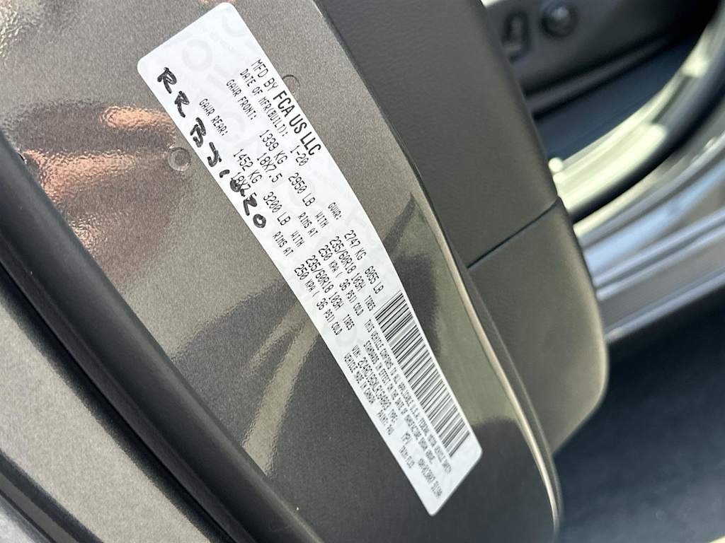 2020 Chrysler Pacifica Touring L 22