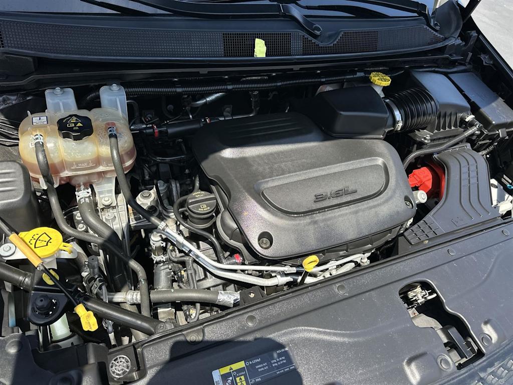 2020 Chrysler Pacifica Touring L 9