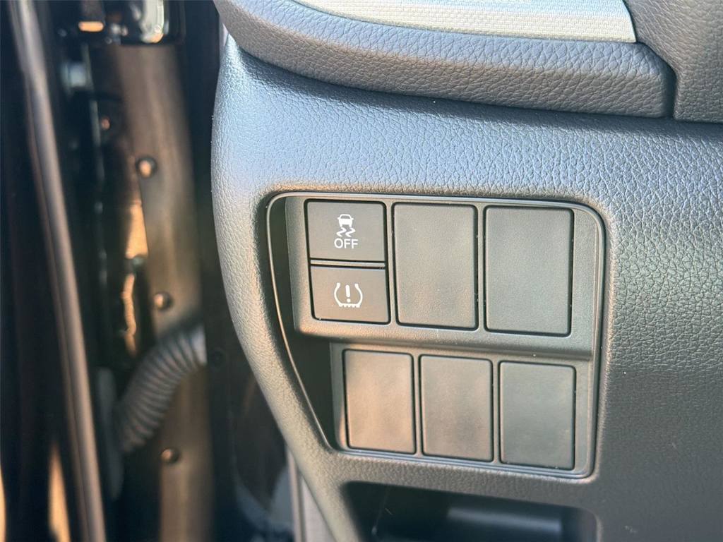 Thumbnail: 2017 Honda CR-V - 31