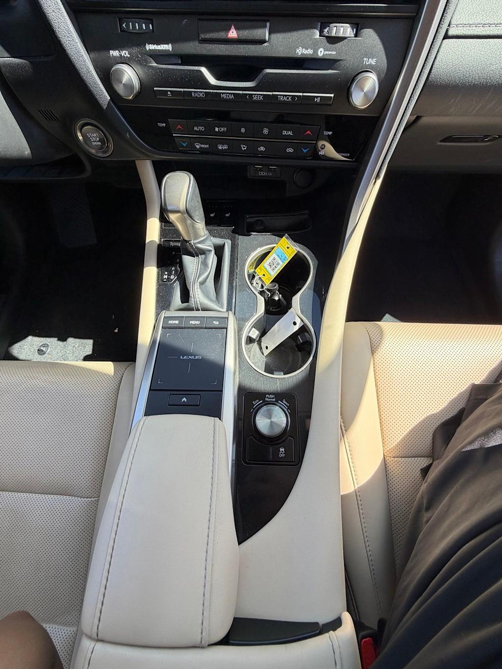 Thumbnail: 2021 Lexus RX - 10