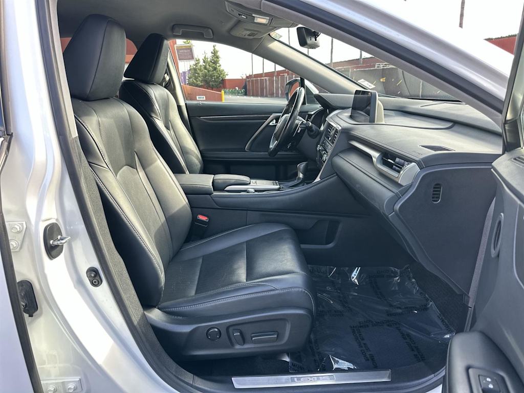 Thumbnail: 2020 Lexus RX - 12