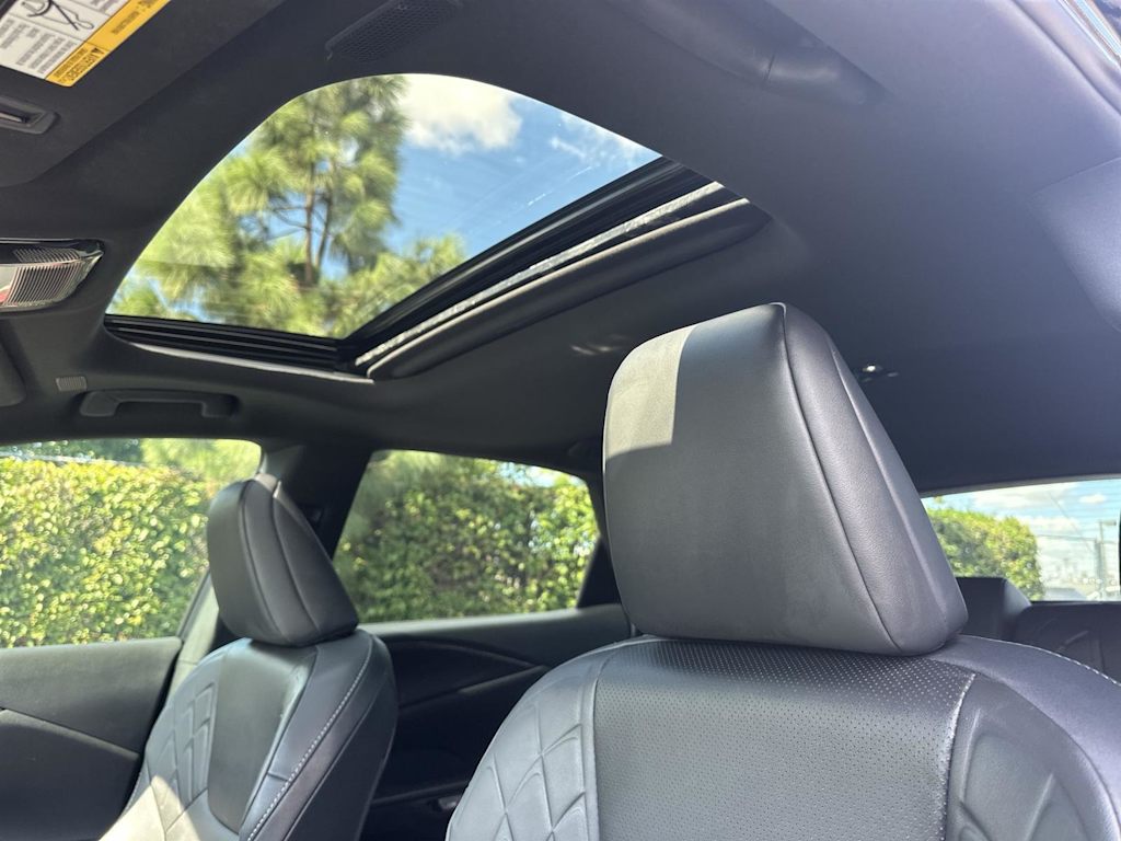 Thumbnail: 2025 Lexus RX - 32