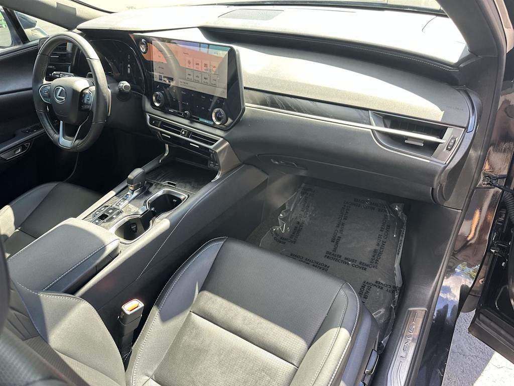 Thumbnail: 2025 Lexus RX - 13