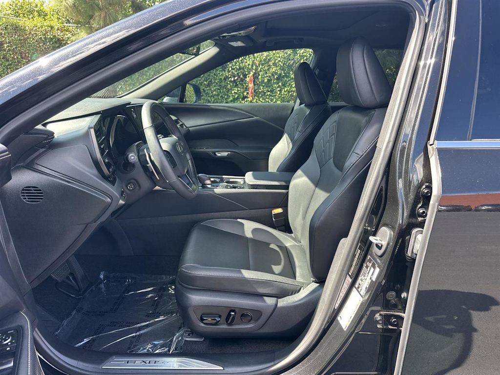 Thumbnail: 2025 Lexus RX - 10