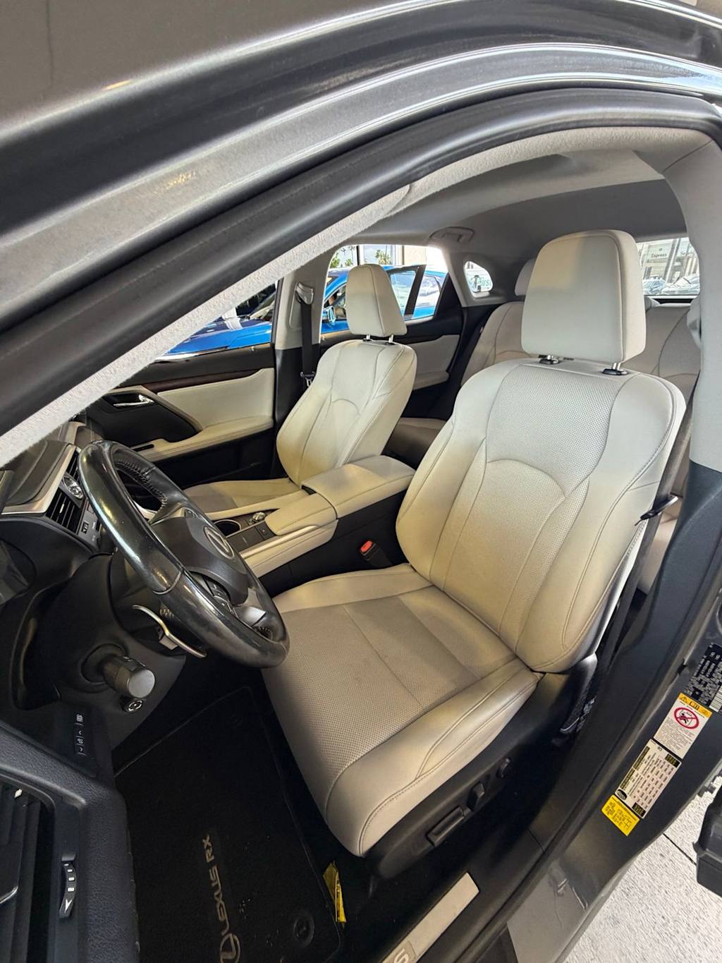 Thumbnail: 2020 Lexus RX - 19