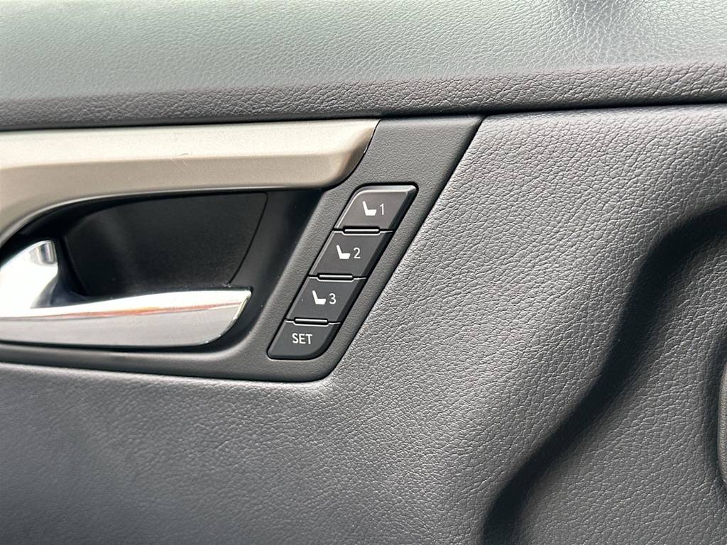 Thumbnail: 2021 Lexus RX - 30