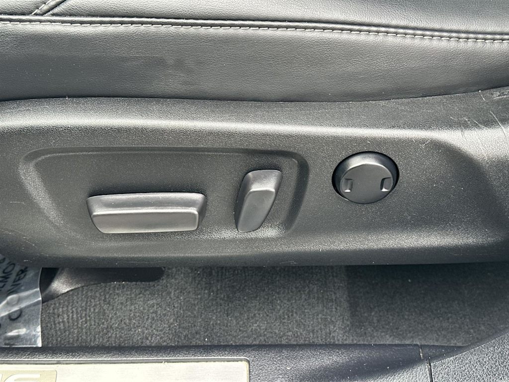 Thumbnail: 2021 Lexus RX - 23