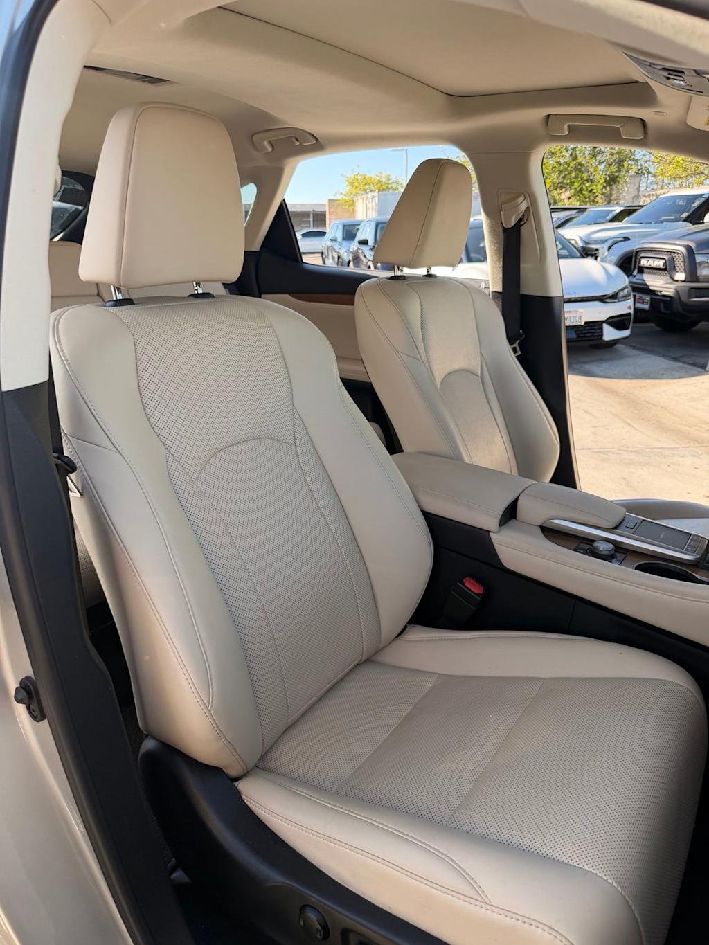 Thumbnail: 2021 Lexus RX - 9