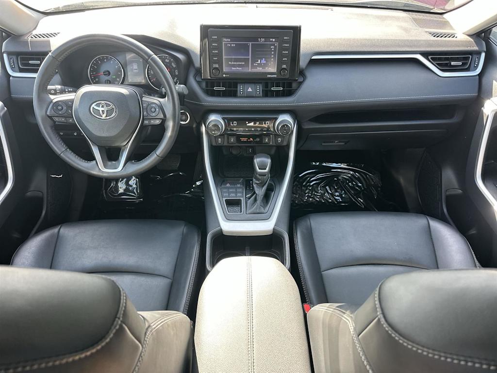 Thumbnail: 2022 Toyota RAV4 - 10