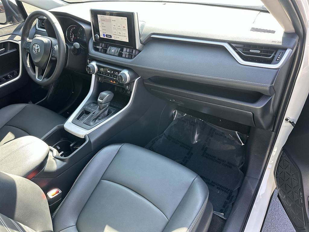 Thumbnail: 2025 Toyota RAV4 - 13