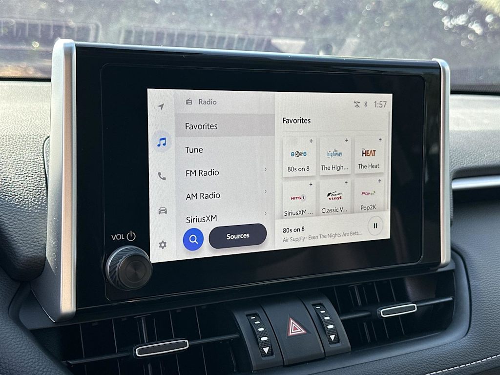 Thumbnail: 2025 Toyota RAV4 - 15