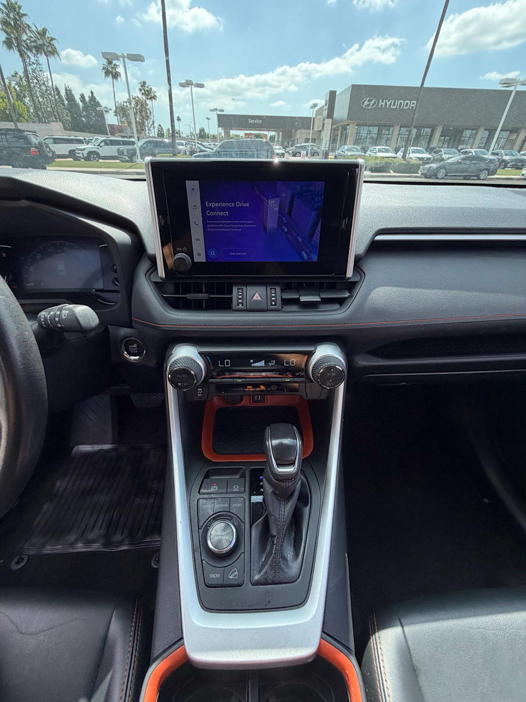 Thumbnail: 2024 Toyota RAV4 - 9