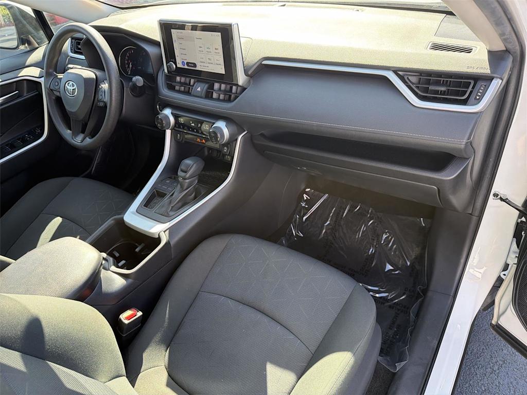 Thumbnail: 2025 Toyota RAV4 - 14
