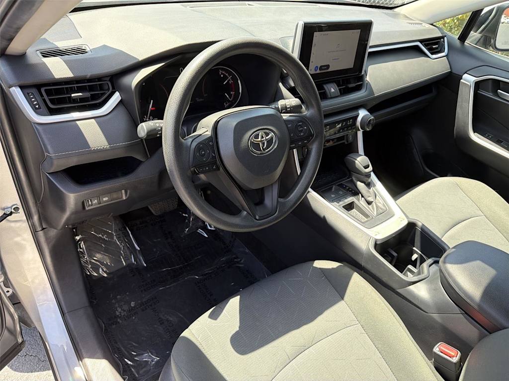 Thumbnail: 2025 Toyota RAV4 - 2