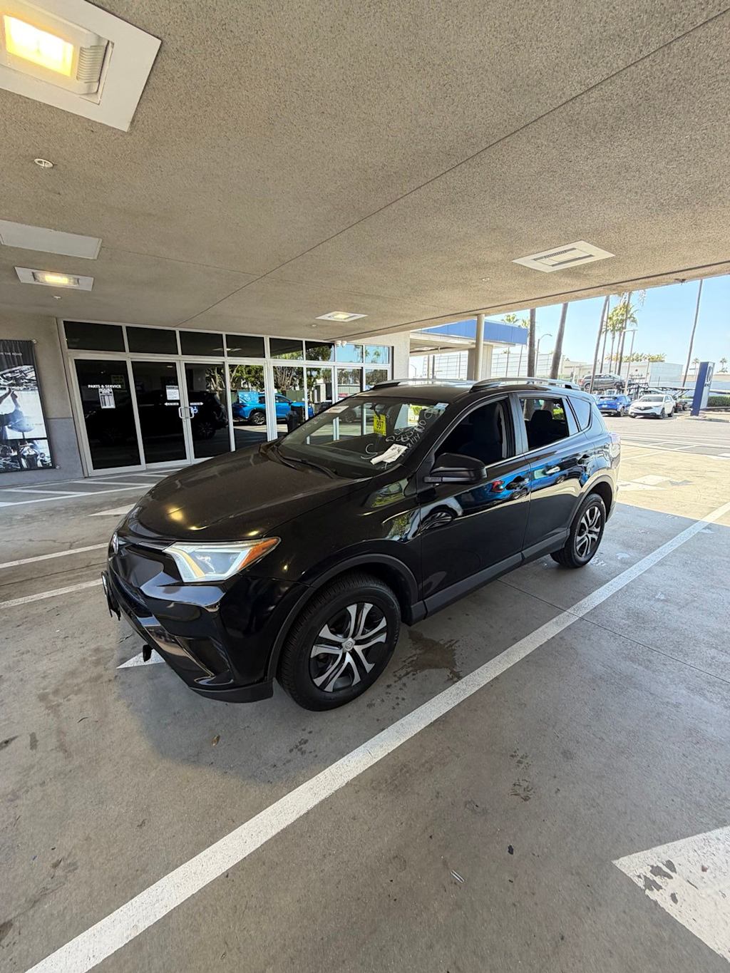 Thumbnail: 2016 Toyota RAV4 - 6