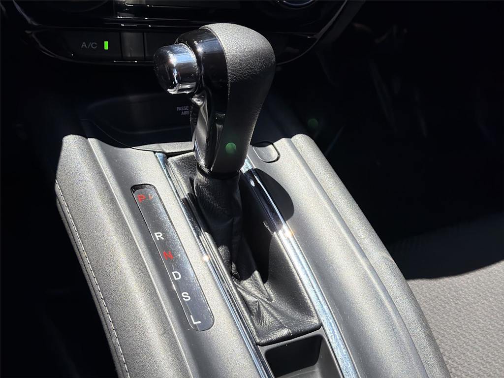 Thumbnail: 2021 Honda HR-V - 17