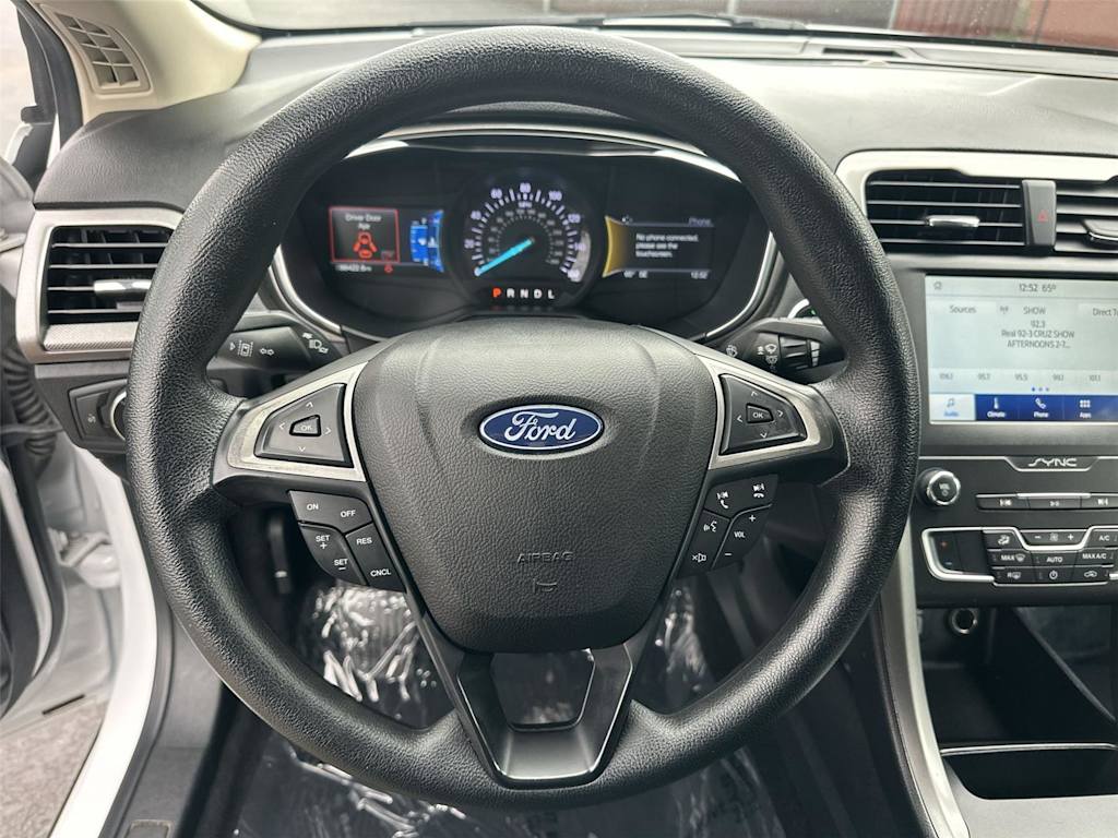 Thumbnail: 2020 Ford Fusion - 15