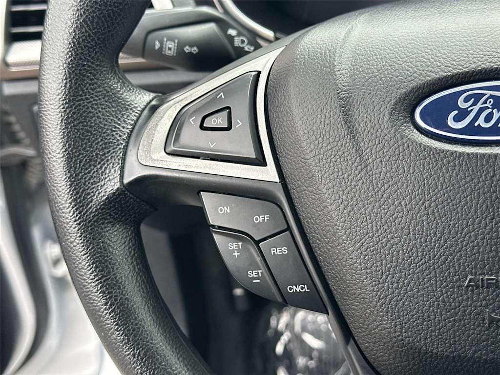 Thumbnail: 2020 Ford Fusion - 23