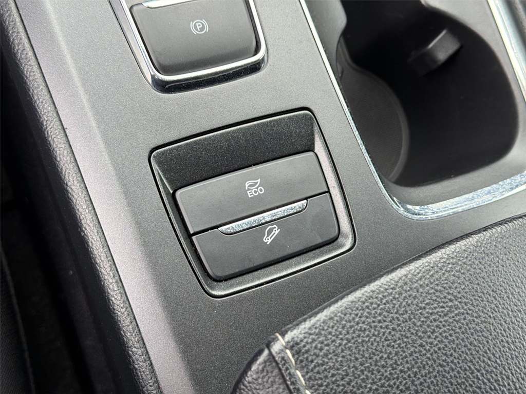 Thumbnail: 2019 Ford Fusion - 30
